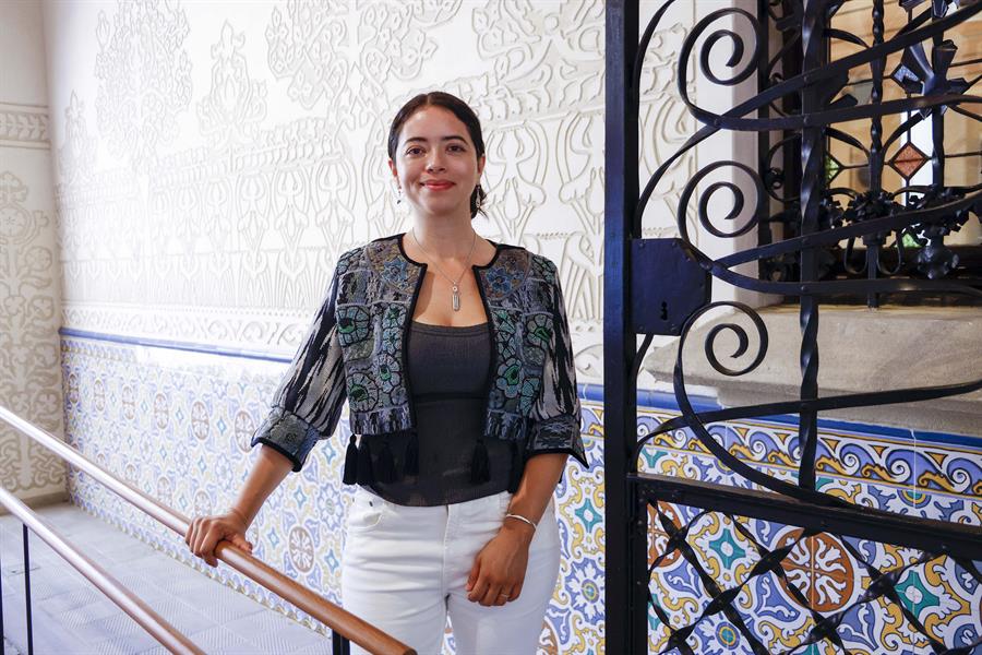 La científica guatemalteca Susana Arrechea fue seleccionada por la Fundación Princesa de Girona por su contribución a la alfabetización digital a mujeres.
