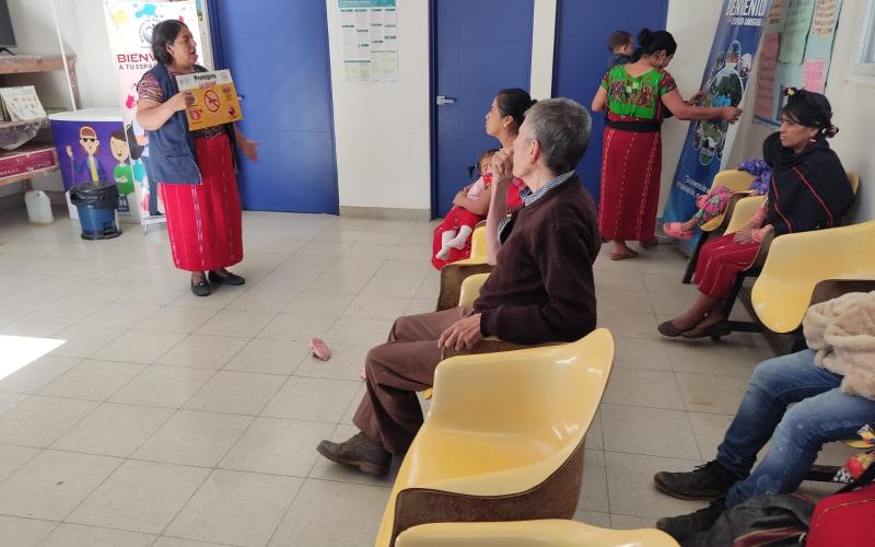 Hacen visitas domiciliarias para prevenir el dengue en área ixil