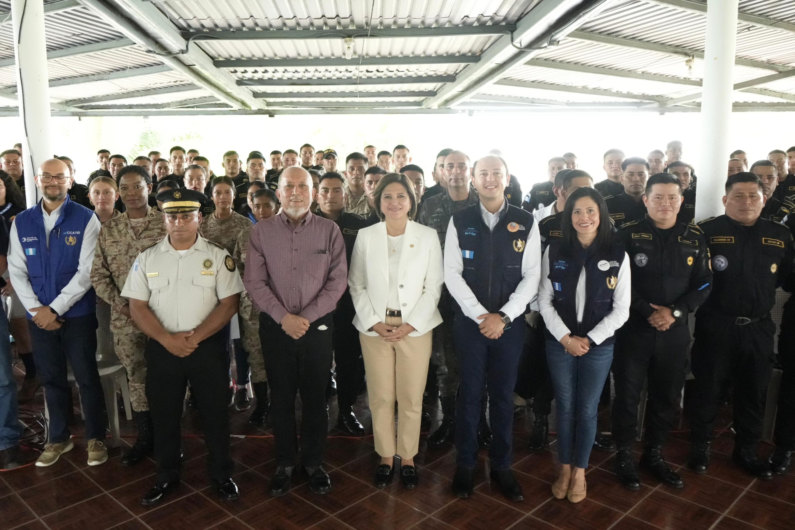Vicepresidenta participa en la clausura del diplomado Por un Mundo Libre de Drogas. / Foto: Vicepresidencia de la República.
