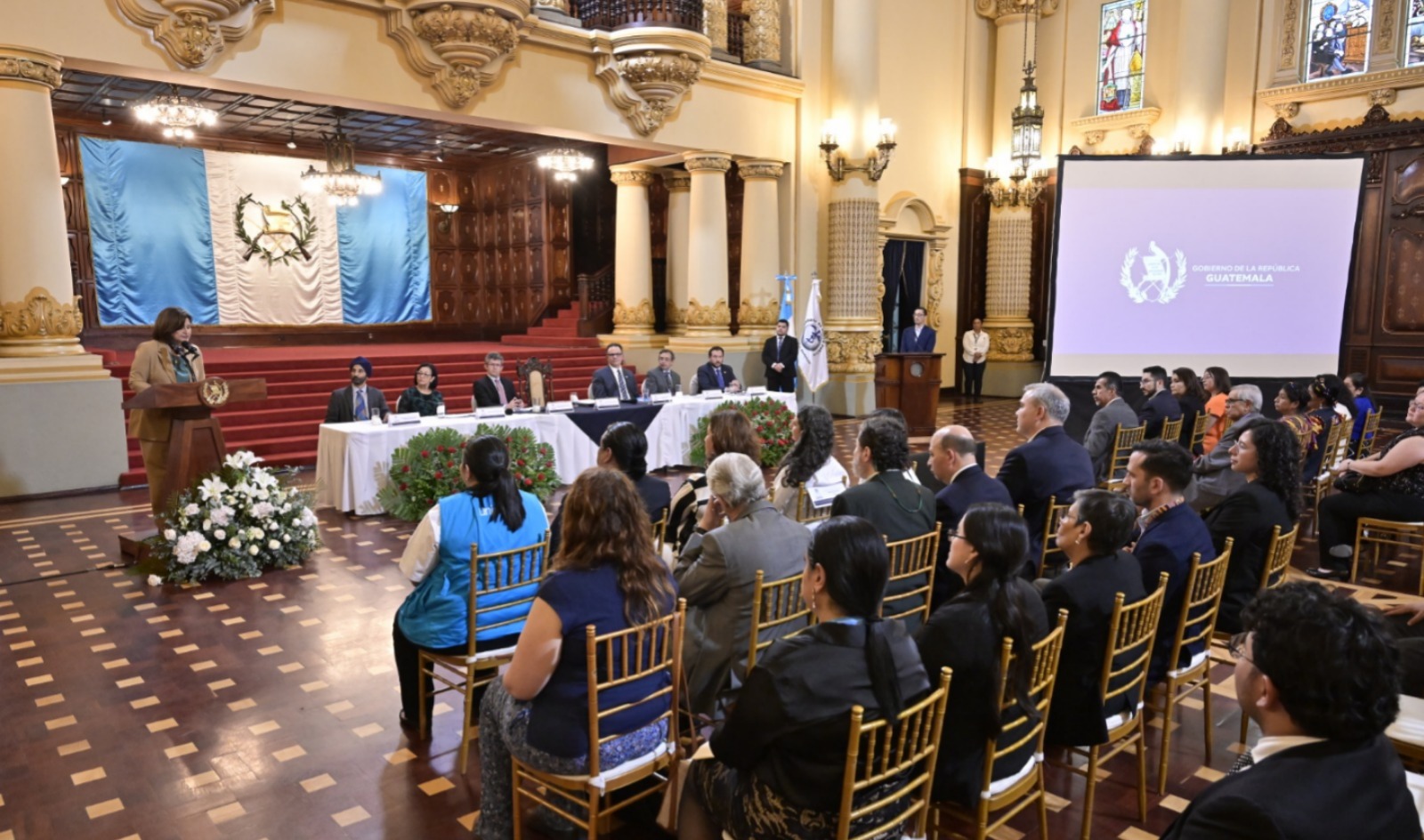 Lanzan campaña de vacunación contra la polio y sarampión
