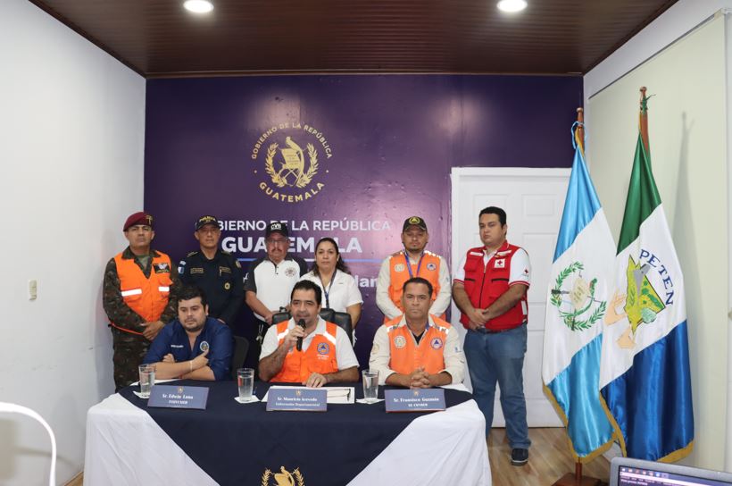 COED de Petén coordina acciones por desplazamiento de huracán Beryl