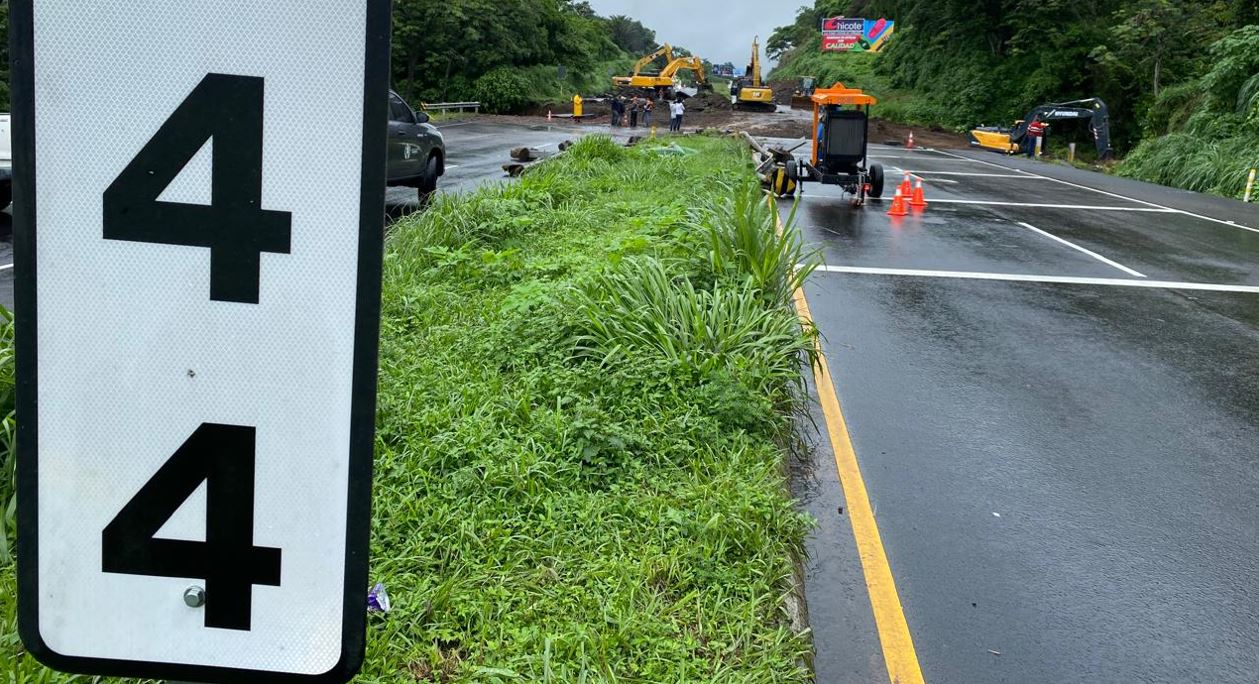 Supervisan avances de los trabajos en el kilómetro 44 Palín-Escuintla
