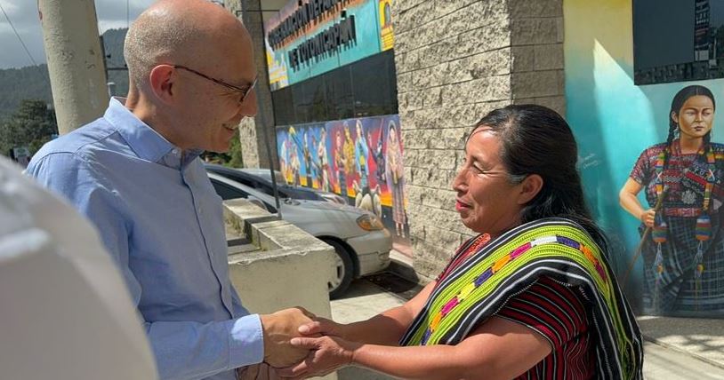 Alto comisionado de la ONU para los Derechos Humanos sostuvo reunión con la gobernadora de Totonicapán