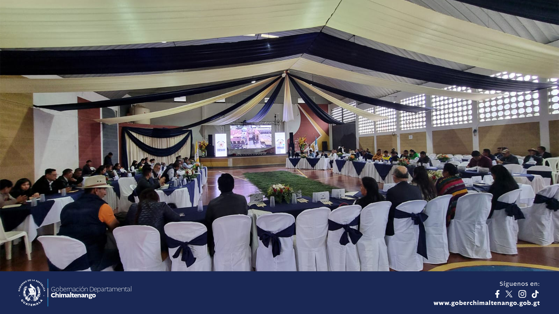 Entidades gubernamentales, alcaldes y sociedad civil participan en reunión del Codede de Chimaltenango