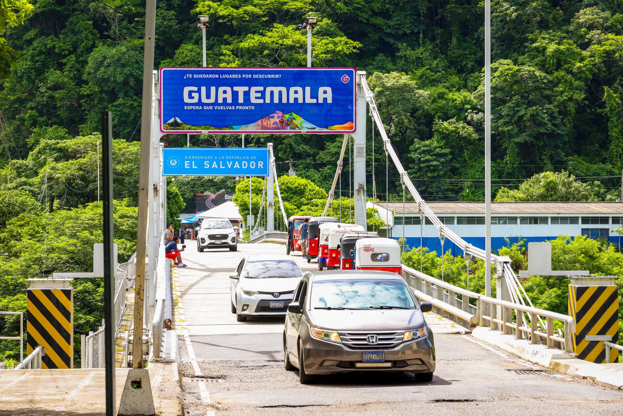 Salvadoreños llegaron a Guatemala durante el descanso de las fiestas agostinas que se celebran en su país. /Foto: Inguat.
