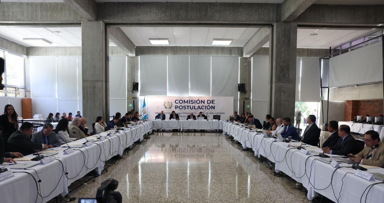 Se inicia revisión de expedientes a candidatos a cortes de justicia