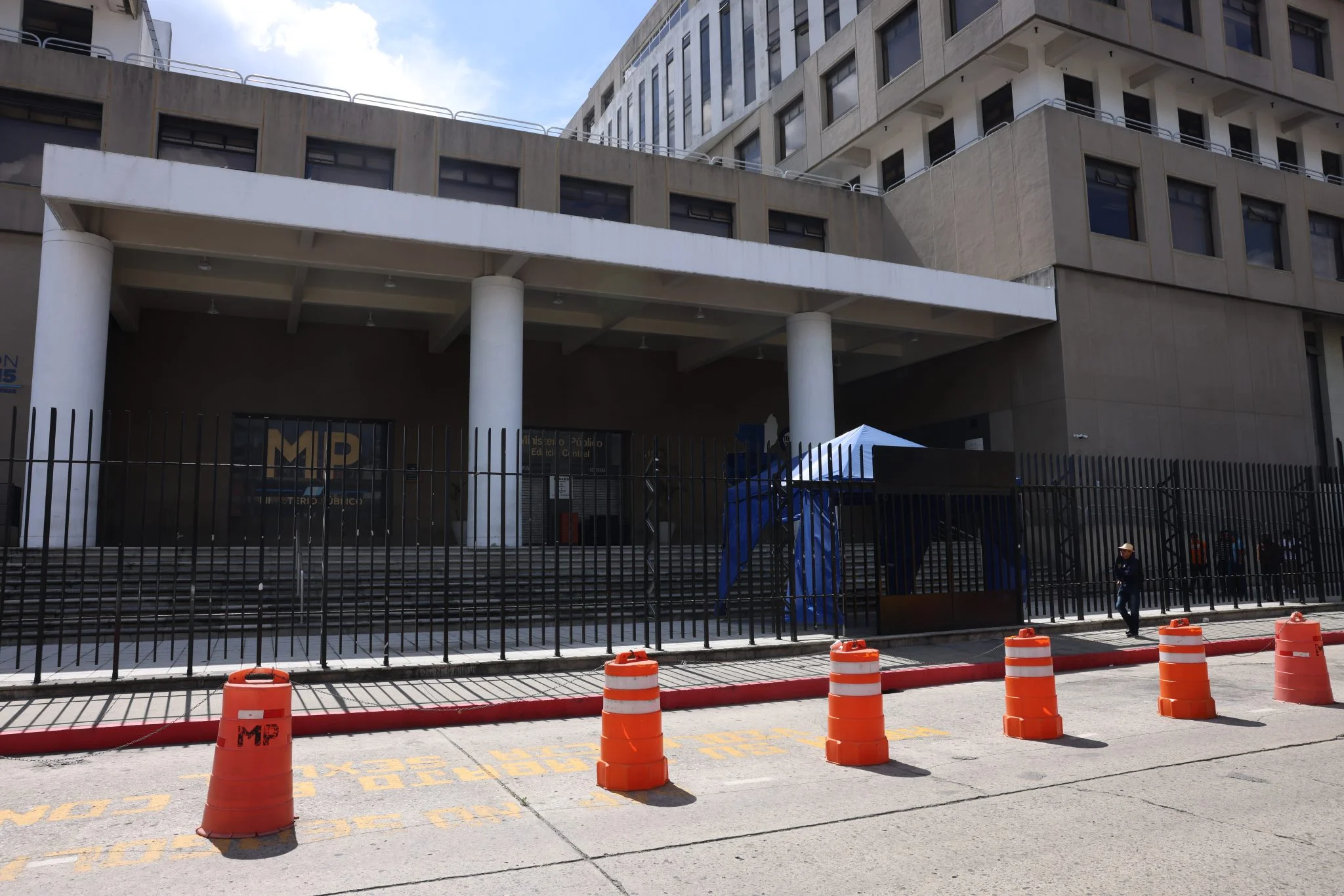 Abogados ven infundadas las acusaciones contra el presidente Arévalo