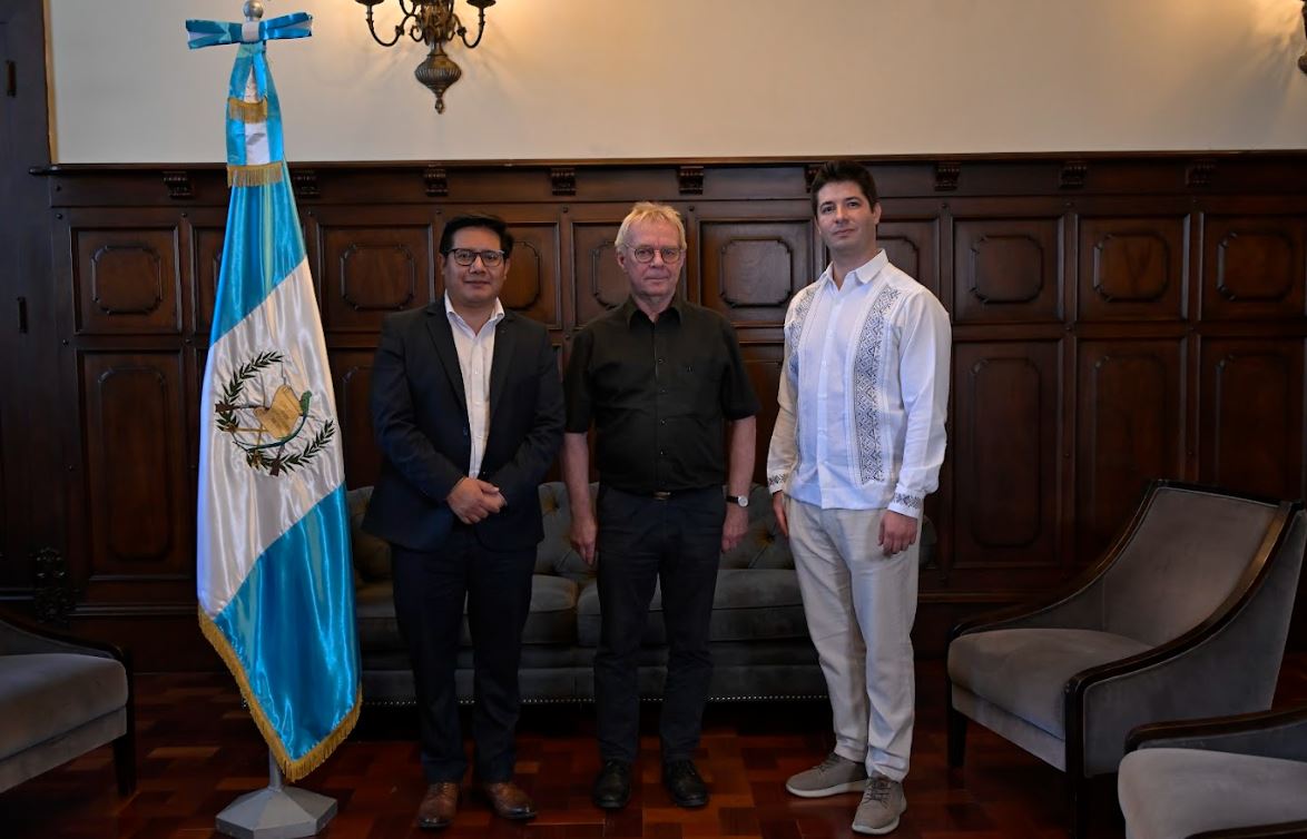 Misión internacional para la cooperación en la transformación digital visita el país