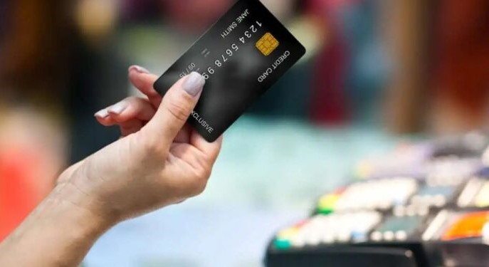 Diaco instala unidad para orientar a usuarios de tarjetas de crédito