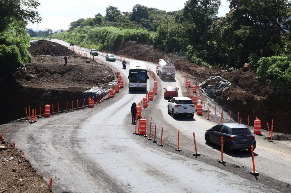 Avanzan trabajos para rehabilitar por completo el paso en el km 44 de tramo Palín-Escuintla