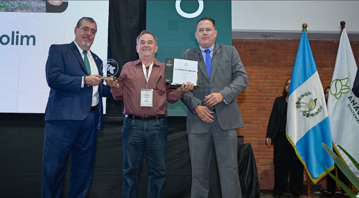 Reconocen a caficultores guatemaltecos destacados a nivel internacional