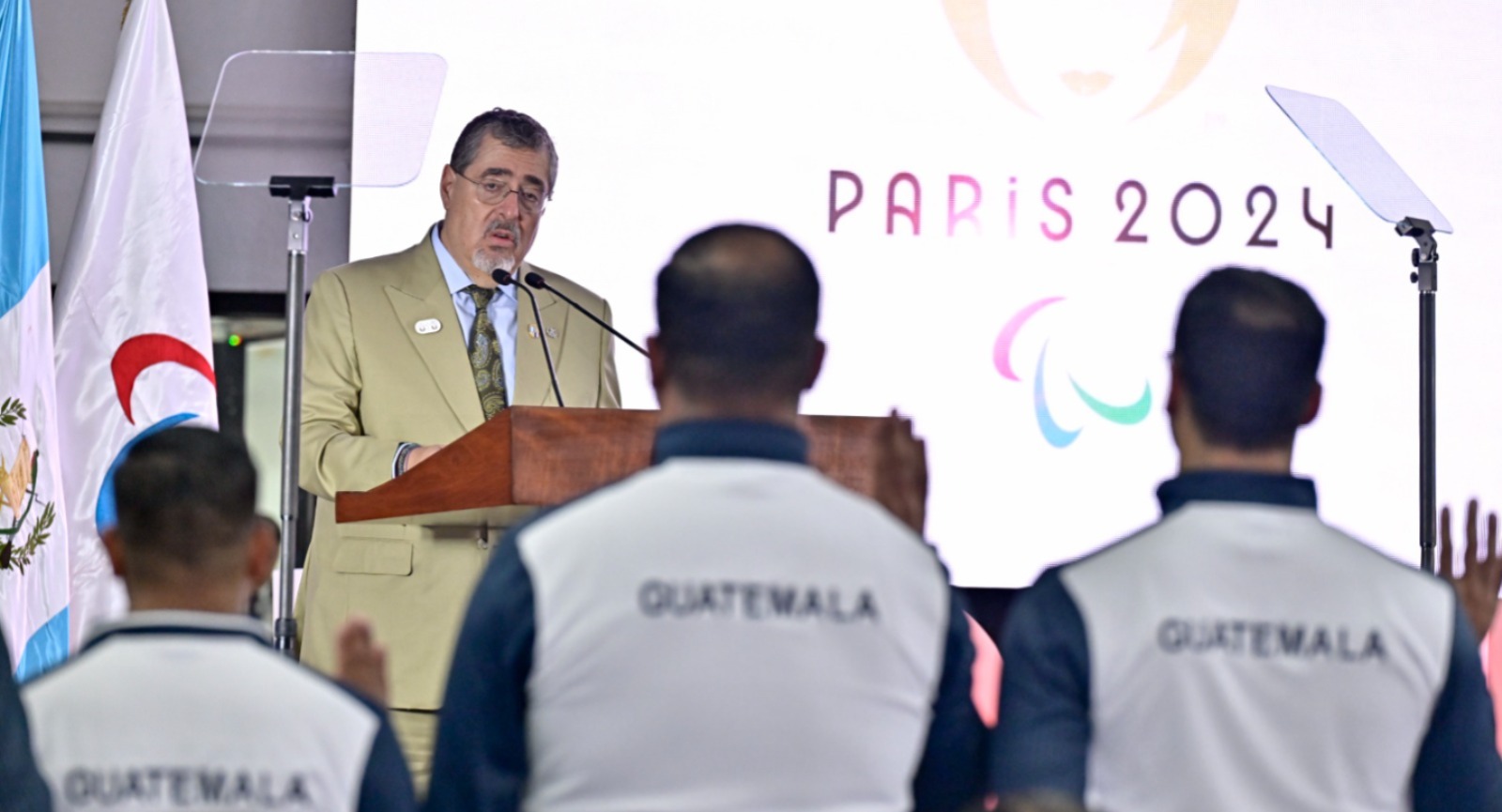 “Ustedes ya son nuestros campeones” es el mensaje del presidente Arévalo a los atletas de los Juegos Paralímpicos
