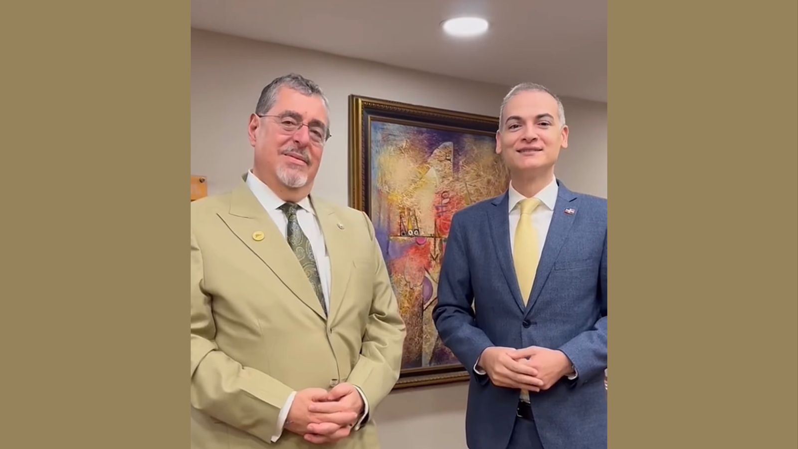 Presidente Arévalo se reúne con embajador Fiallo y le agradece ser “una inquebrantable voz” en la defensa de la democracia
