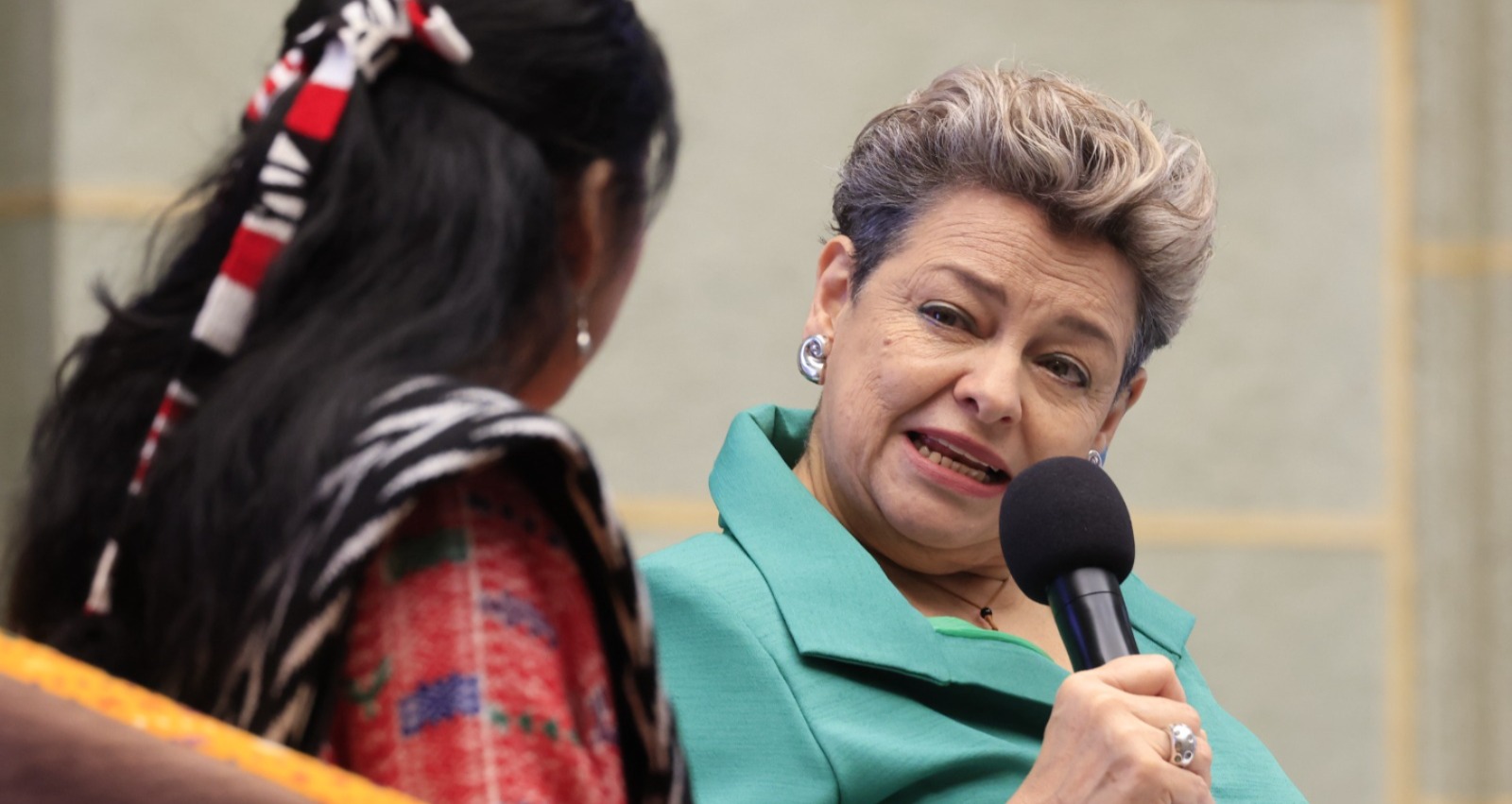 La doctora Lucrecia Peinado destaca la importancia de velar por el bienestar de las mujeres y crear oportunidades para su crecimiento y desarrollo. /Foto: Dickéns Zamora.