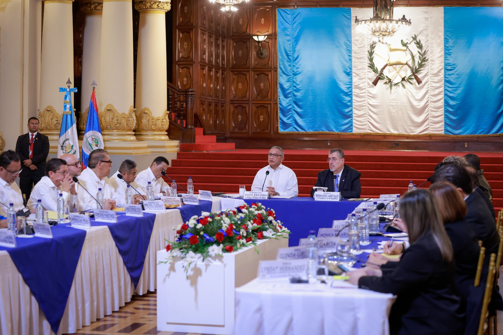 Guatemala y Belice analizan estrategias para el desarrollo bilateral