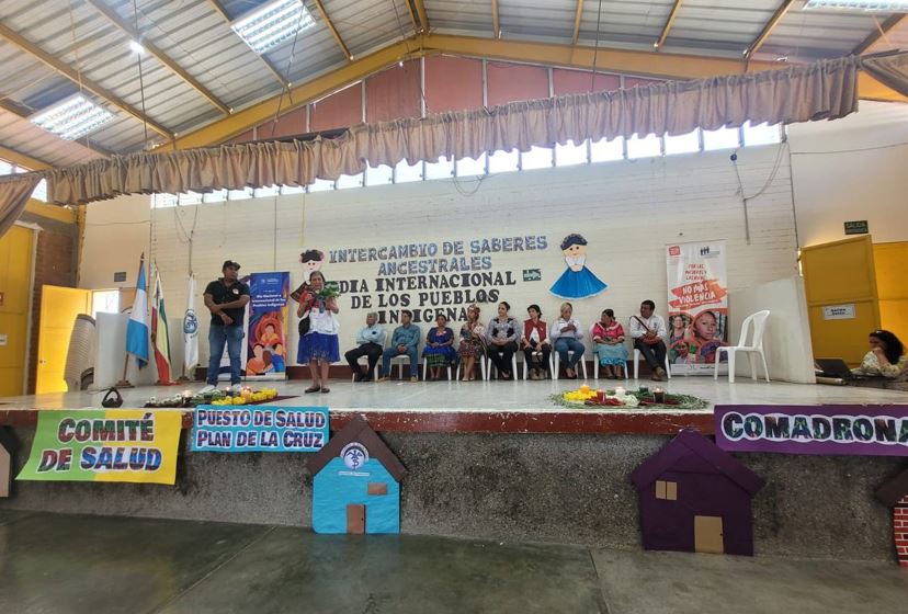 Celebran Día Internacional de los Pueblos Indígenas con un intercambio de saberes ancestrales en Jalapa