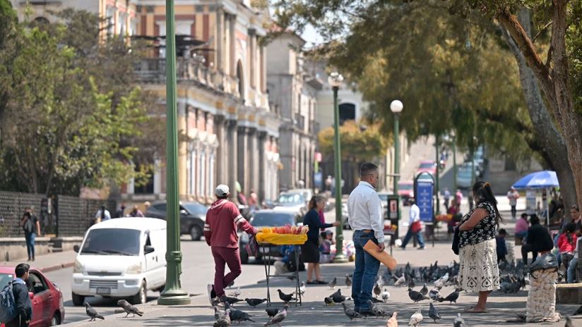 Impulsan proyectos de infraestructura, educación, salud y desarrollo económico en Quetzaltenango