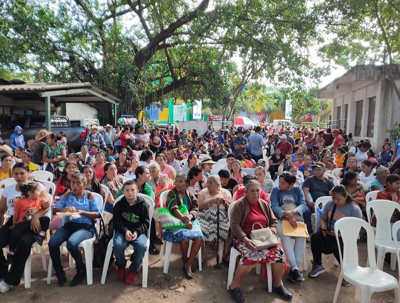 Entregan más de 3 mil raciones de alimentos en Guastatoya, El Progreso