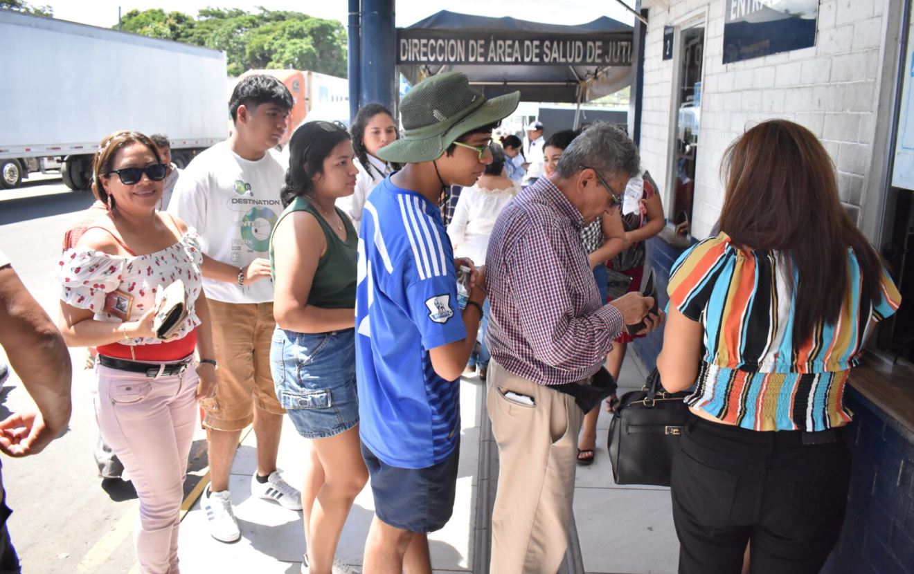 Más de 104 mil visitantes salvadoreños durante fiestas agostinas