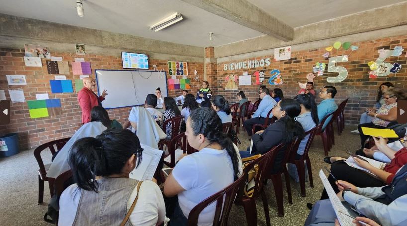 Jalapa coordina actividades para celebrar el 203 aniversario de la independencia de Guatemala