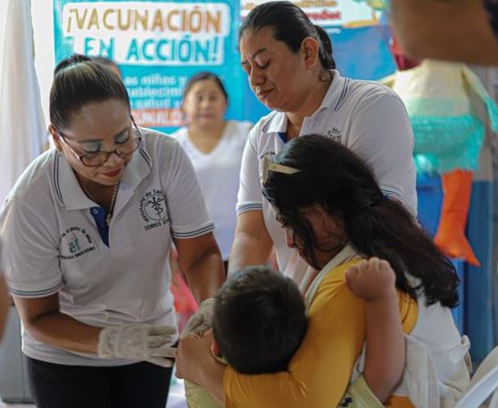 Jornada de vacunación contra el sarampión y la polio en Izabal