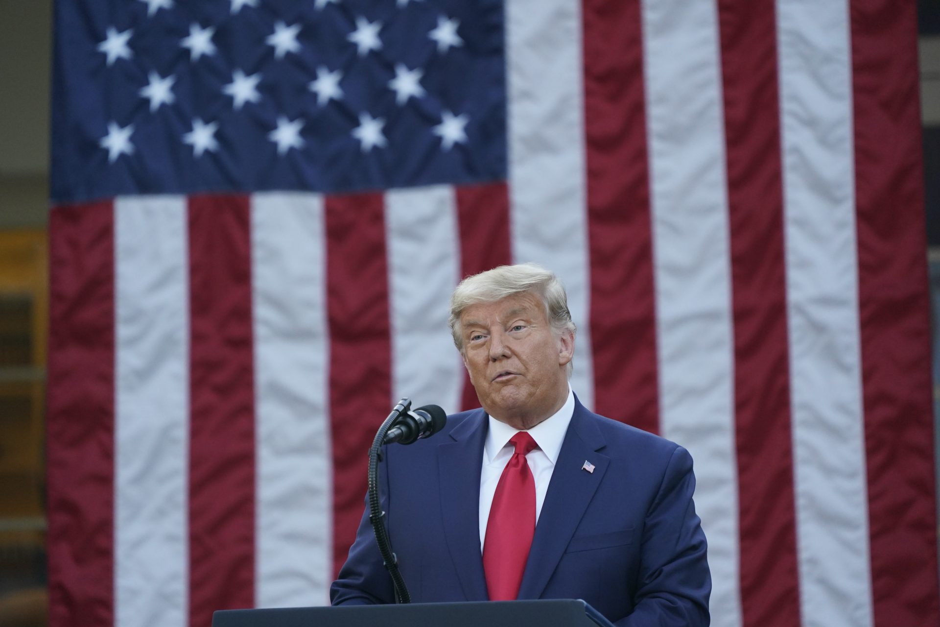 Fiscal especial pide a corte restaurar el caso contra Trump sobre documentos clasificados