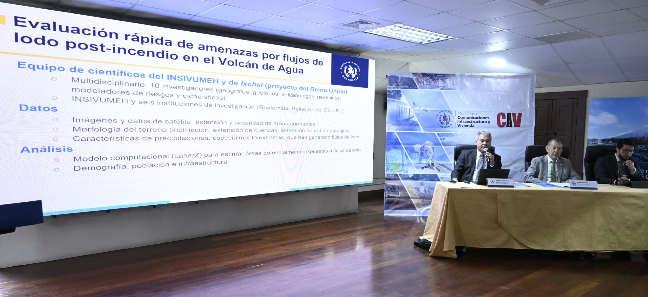 Estudio elaborado por expertos revela 25 puntos críticos en los alrededores del volcán de Agua. / Foto: Álvaro Interiano.