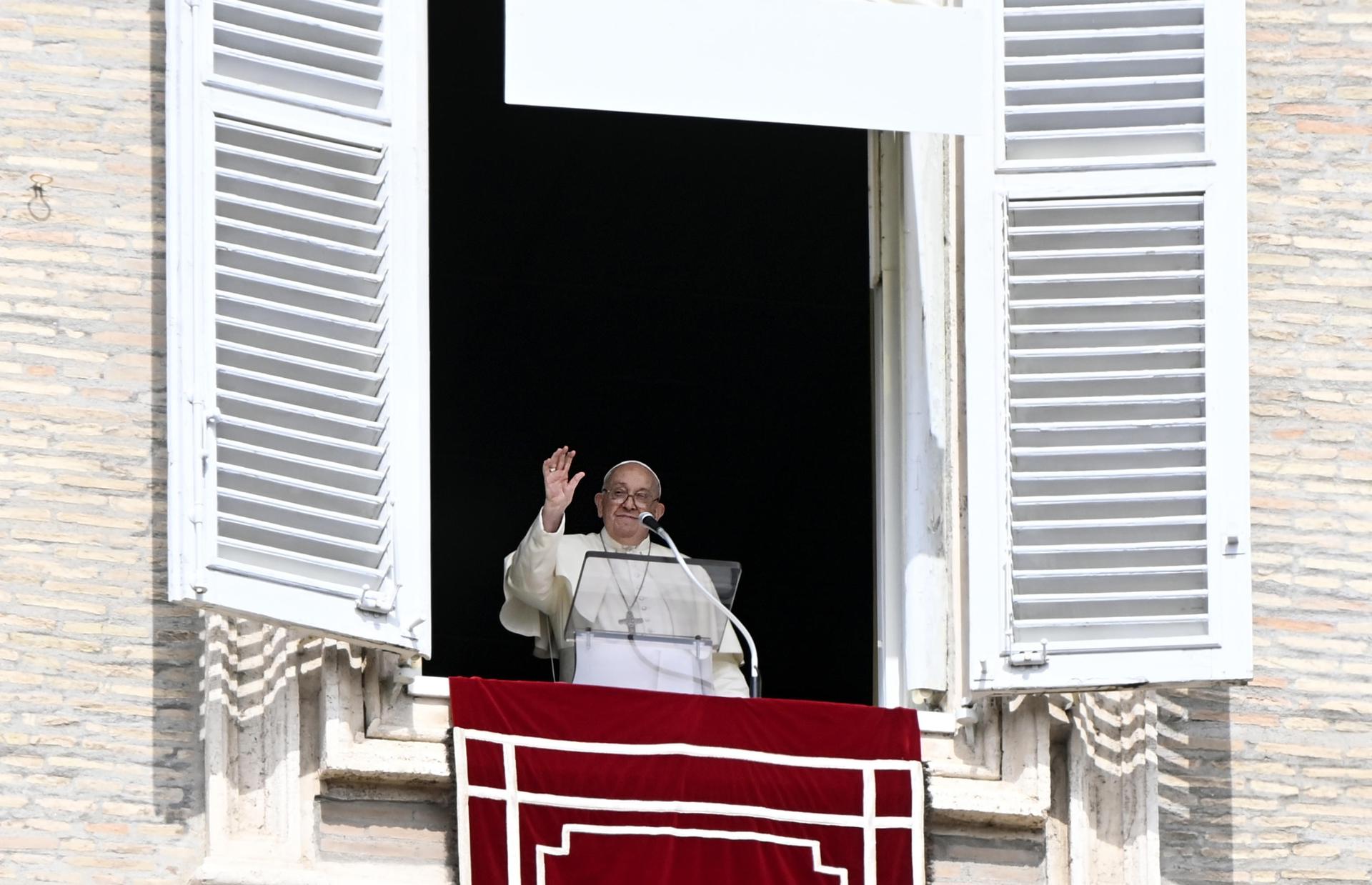 Papa Francisco se unió al luto por el asesinato de Juan Antonio López. / Foto: EFE.