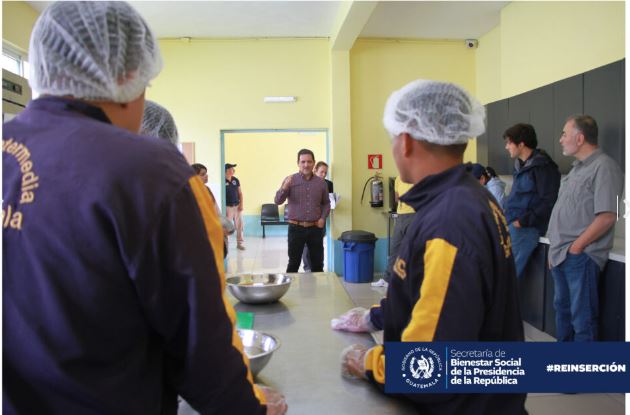Autoridades de USAID visitan Casa Intermedia de la SBS. / Foto: SBS.