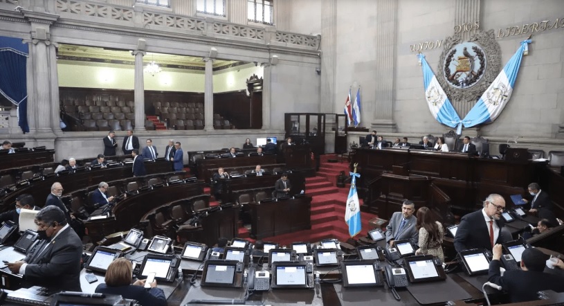 Congreso recibe nómina de candidatos a magistrados de cortes de Apelaciones y CSJ