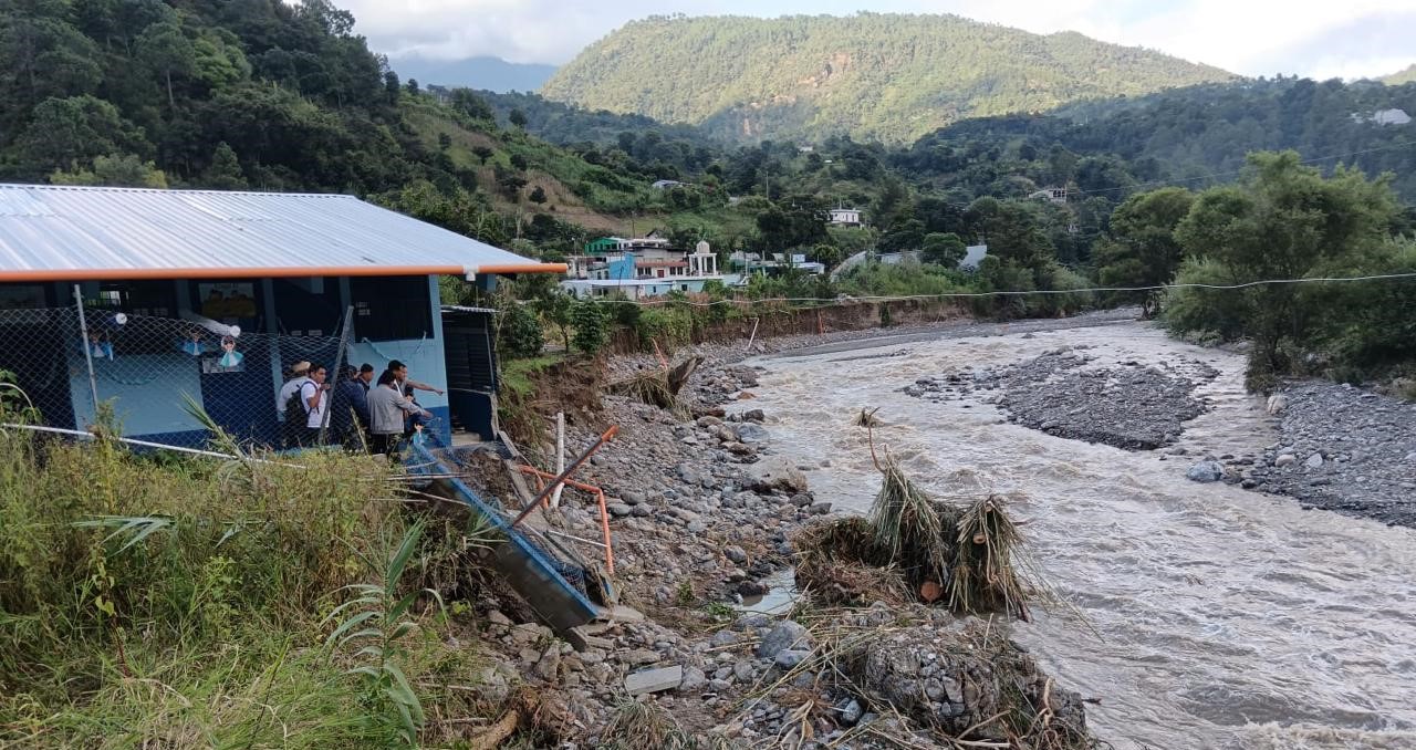 Conred reporta 50 centros educativos con daños a consecuencia de las lluvias en el país