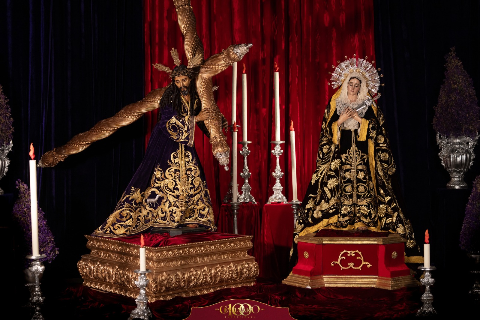 Consagradas imágenes de Jesús Nazareno de las Tres Potencias y Virgen de Dolores de la parroquia de la Santa Cruz. / Foto: DCA