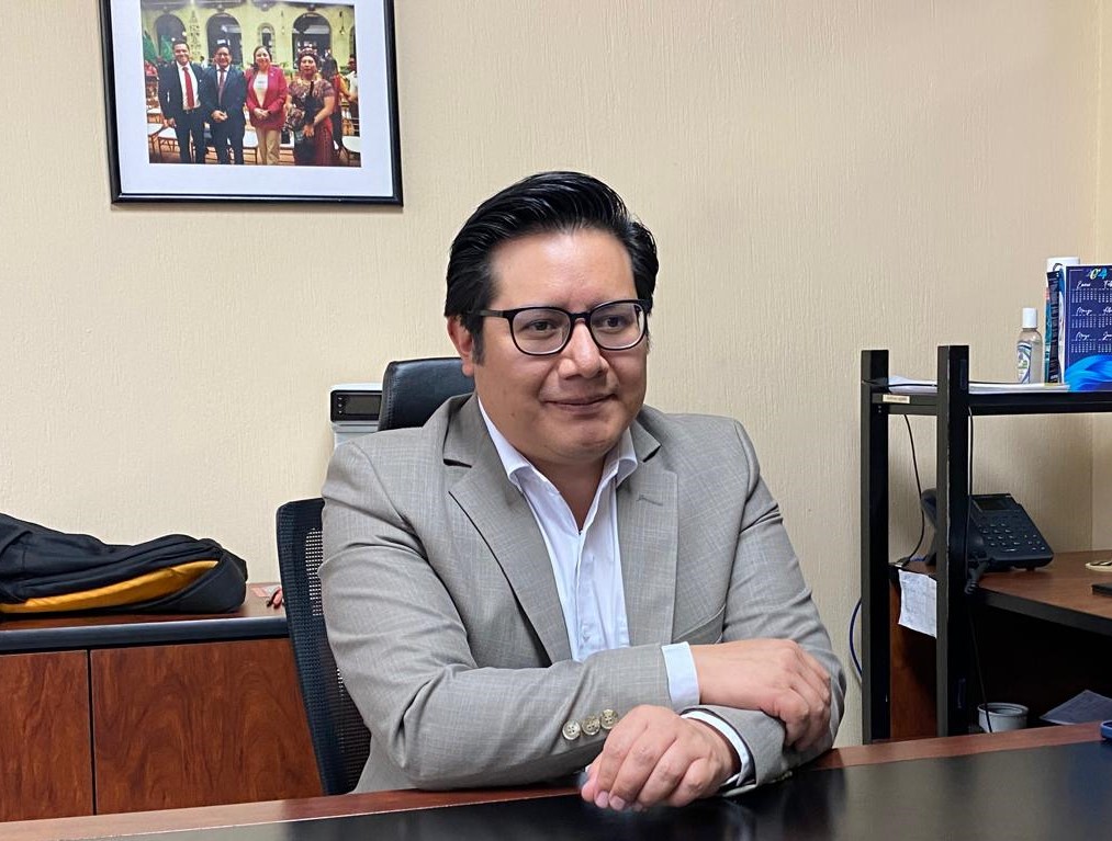 Un 80 % de avances muestran las dependencias del Ejecutivo a la implementación de simplificar los trámites administrativos para beneficio de la ciudadanía. / Foto: GAE.