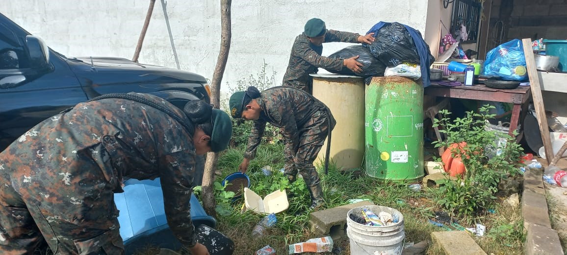Ejército contribuye en el combate del dengue en el país