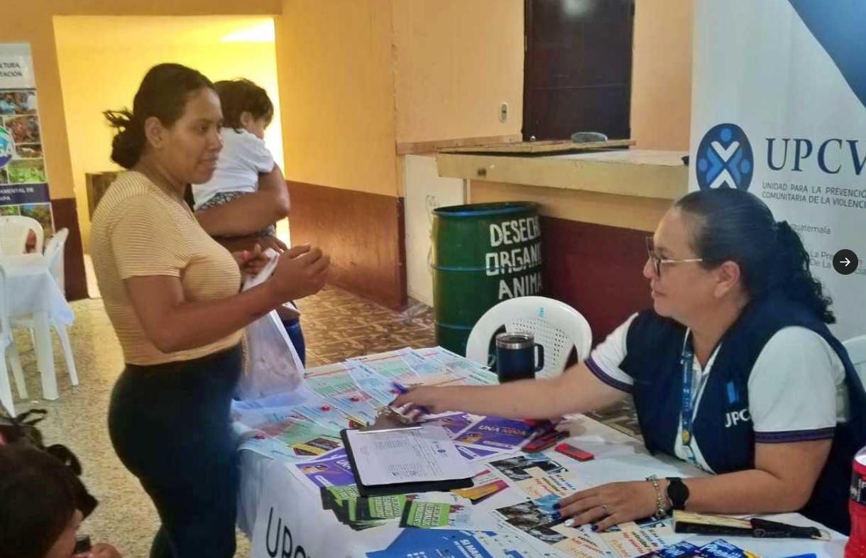 Jornada de servicios integrados de la SCEP en Zacapa.