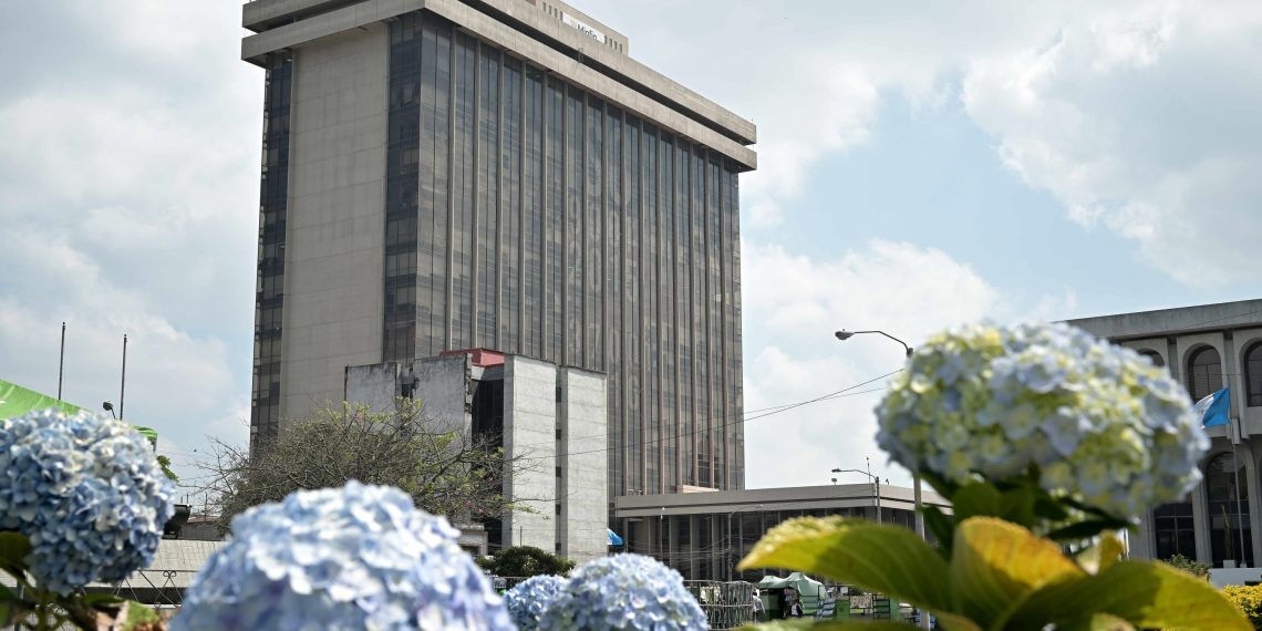 Adjudican 600 mil quetzales en Bonos del Tesoro para pequeños inversionistas