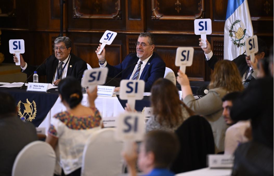 Presidente participa en la cuarta reunión ordinaria del Conadur. / Foto: Álvaro Interiano.