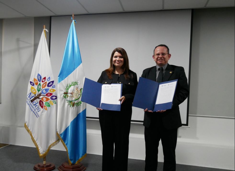 Secretaría Privada de la Presidencia y Mides firman convenio interinstitucional