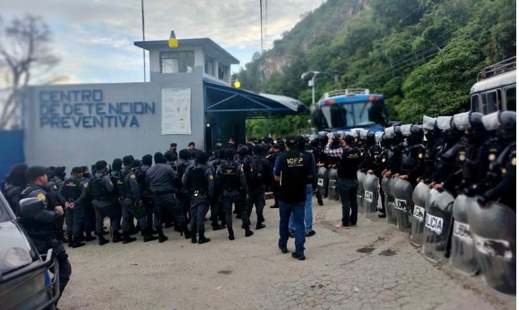 Recluso muere en enfrentamiento armado en preventivo de la zona 18