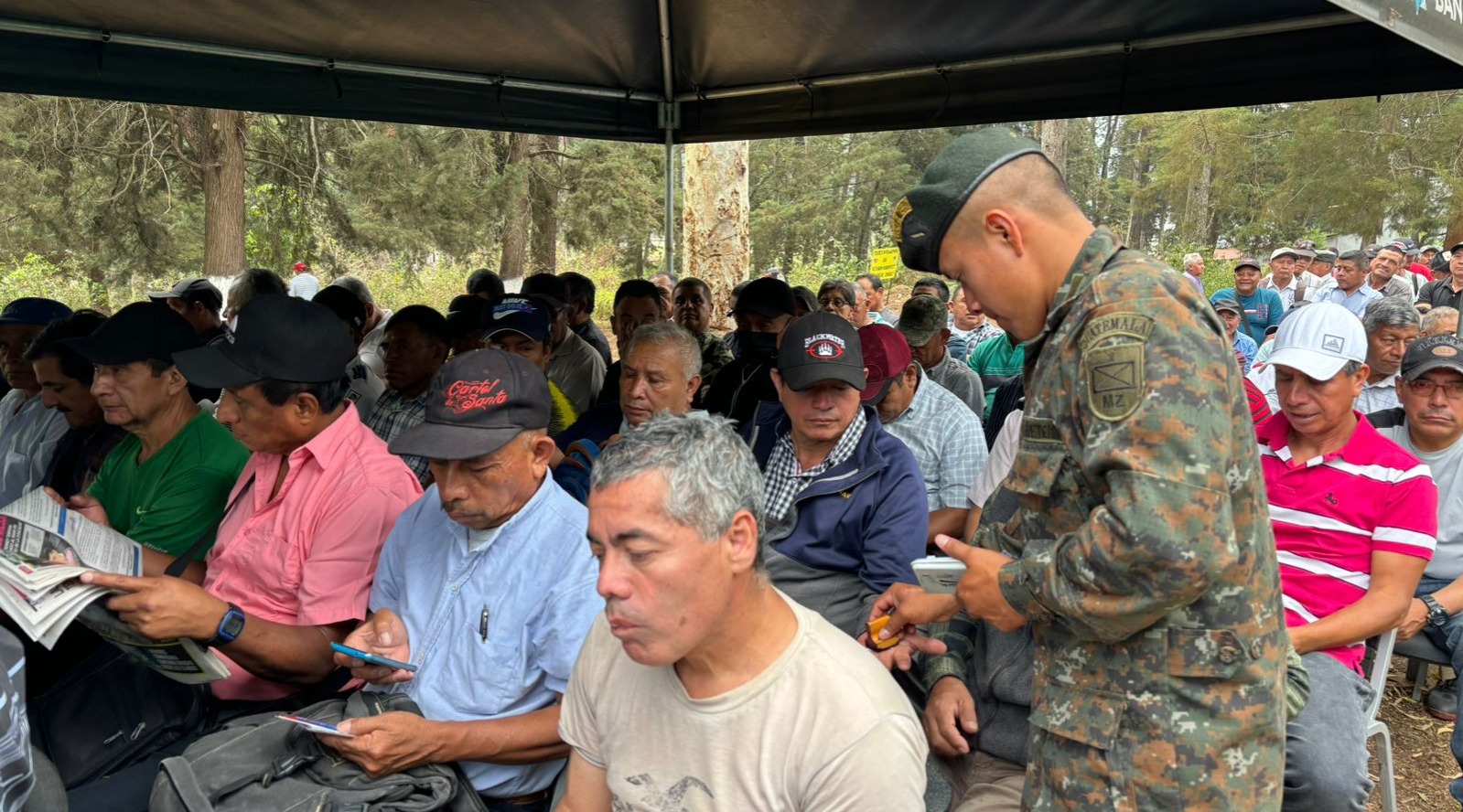 Veteranos militares son capacitados para la conservación de los recursos naturales. /Foto: Ejército de Guatemala.