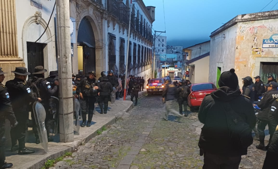 Dipanda efectúa requisa en el preventivo de varones de Quetzaltenango