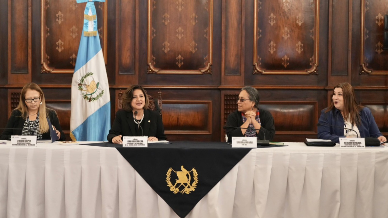 Karin Herrera en el Encuentro de Mujeres para el Desarrollo. /Foto: Vicepresidencia de la República.