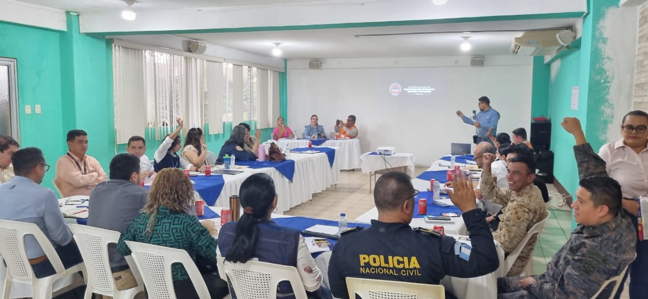 Reunión permite fortalecer las acciones contra el dengue y en El Progreso