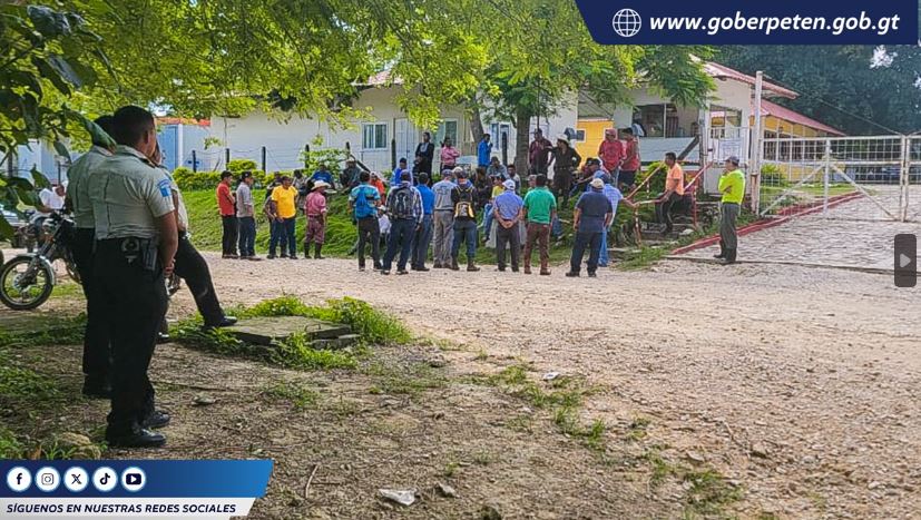 Logran acuerdo para la construcción de carretera en Sayaxché