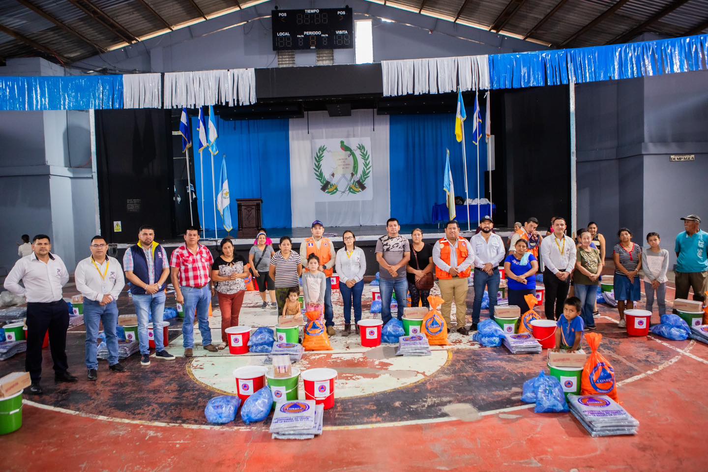 Entregan ayuda humanitaria a familias afectadas por inundaciones en Esquipulas, Chiquimula