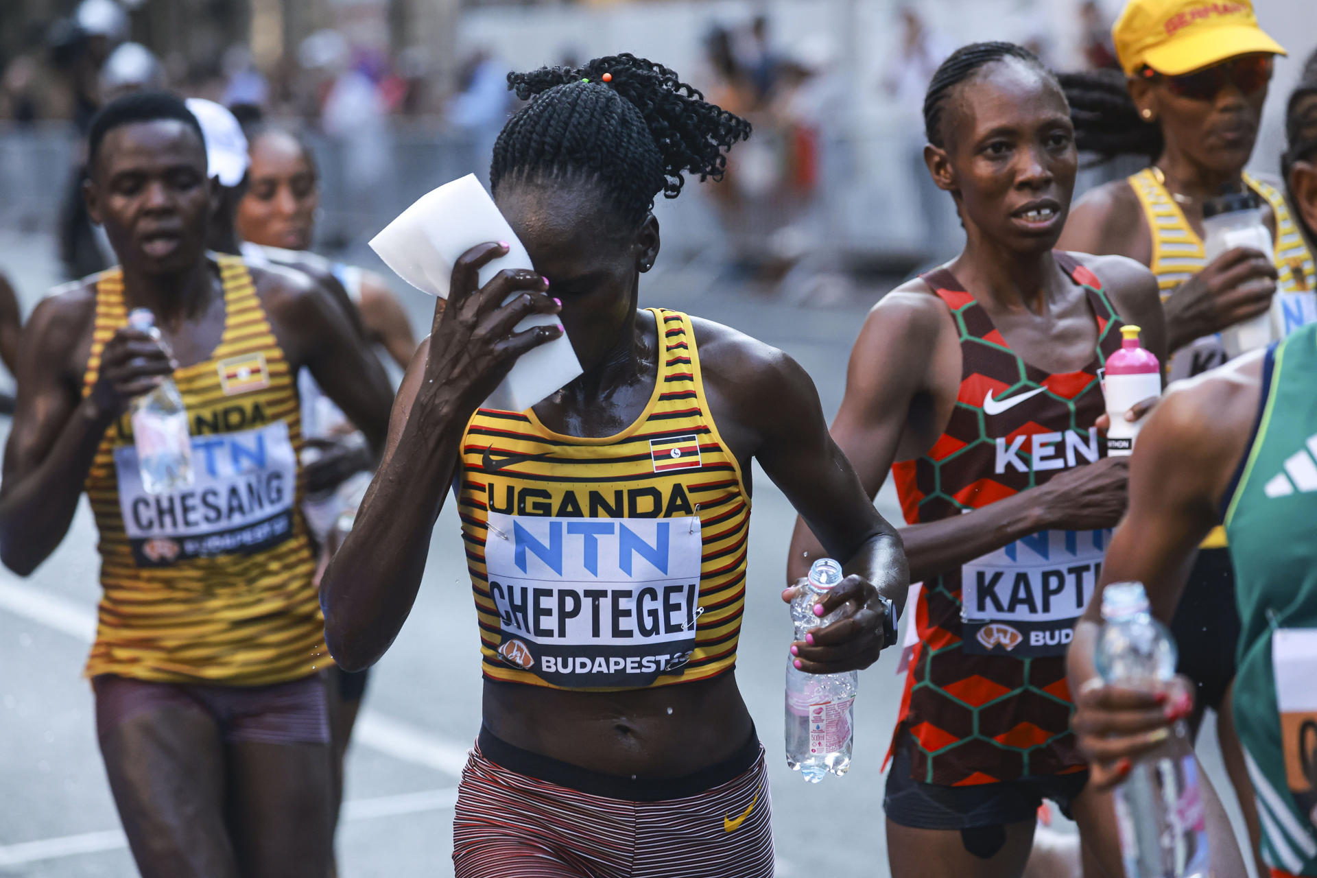 Ser atleta de élite y mujer: un deporte de riesgo en Kenia