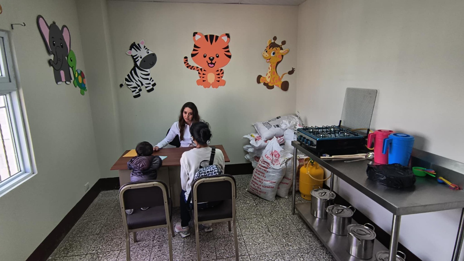 Clínica de preparación de fórmulas de recuperación nutricional. /Foto: MSPAS