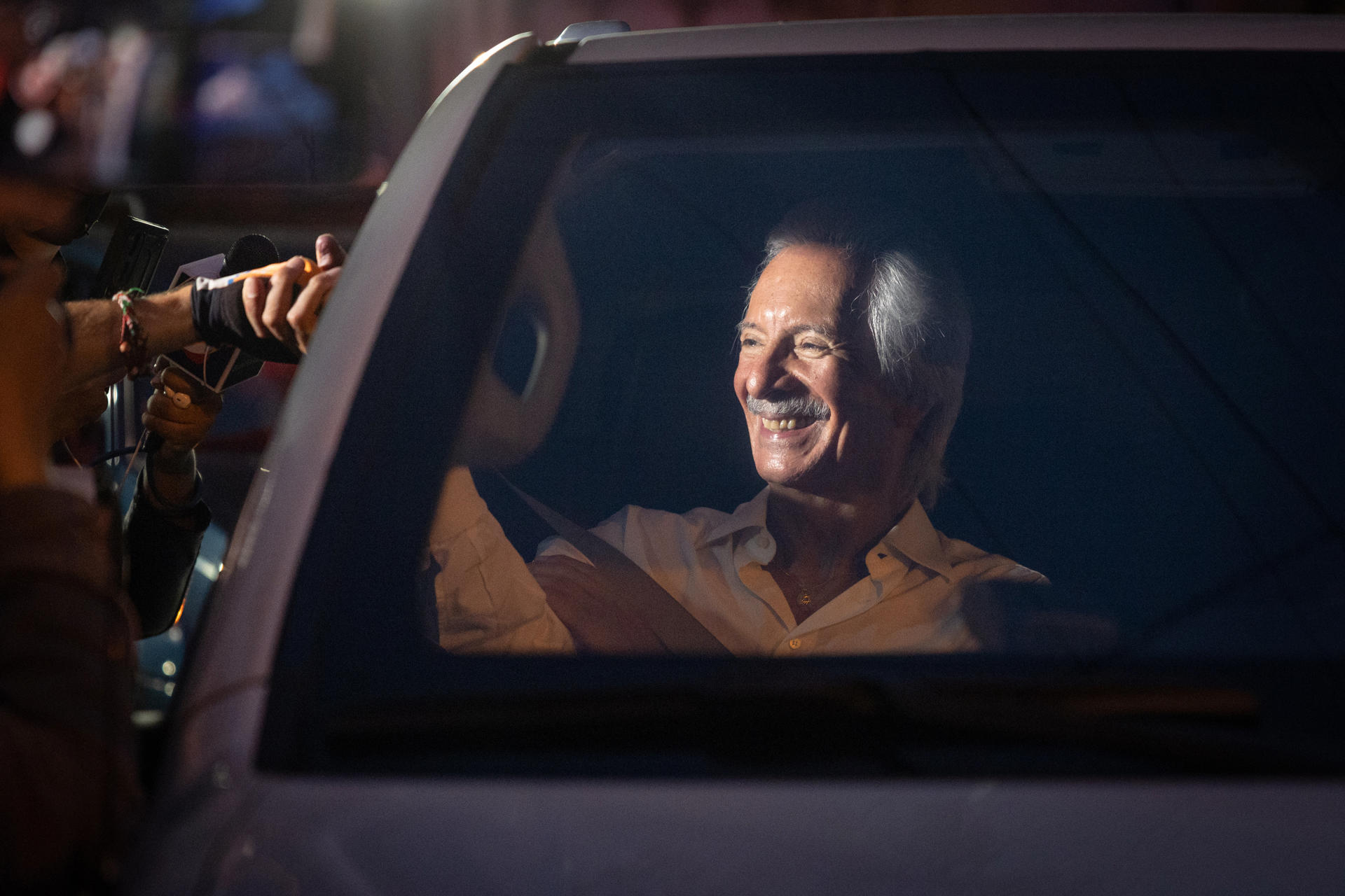 Periodista José Rubén Zamora salió de prisión
