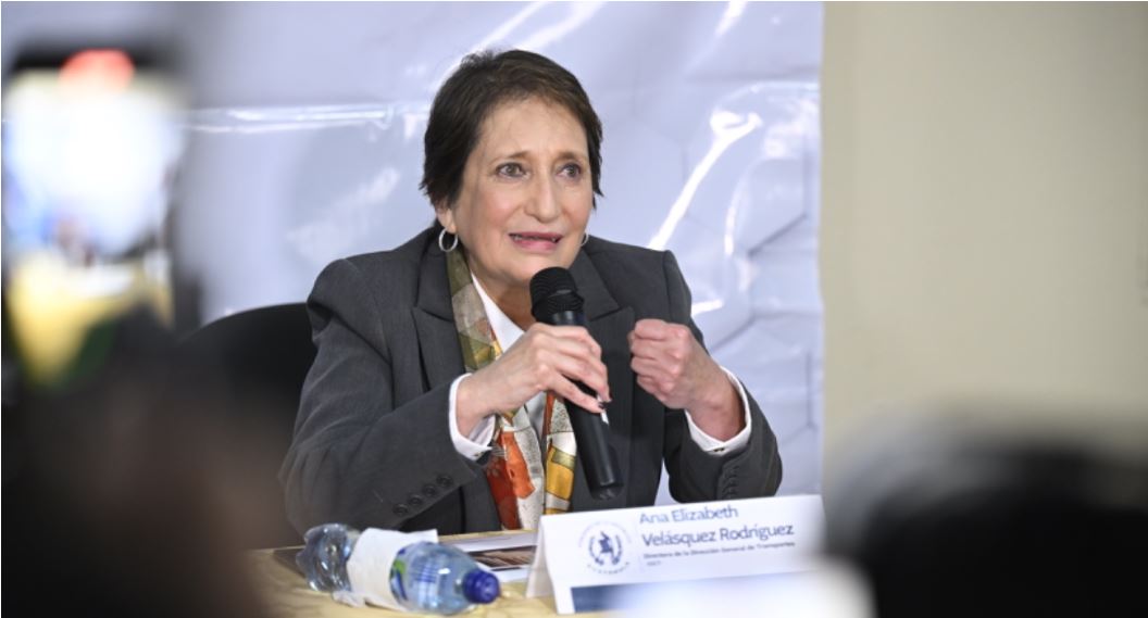 Asume nueva directora general de Transportes