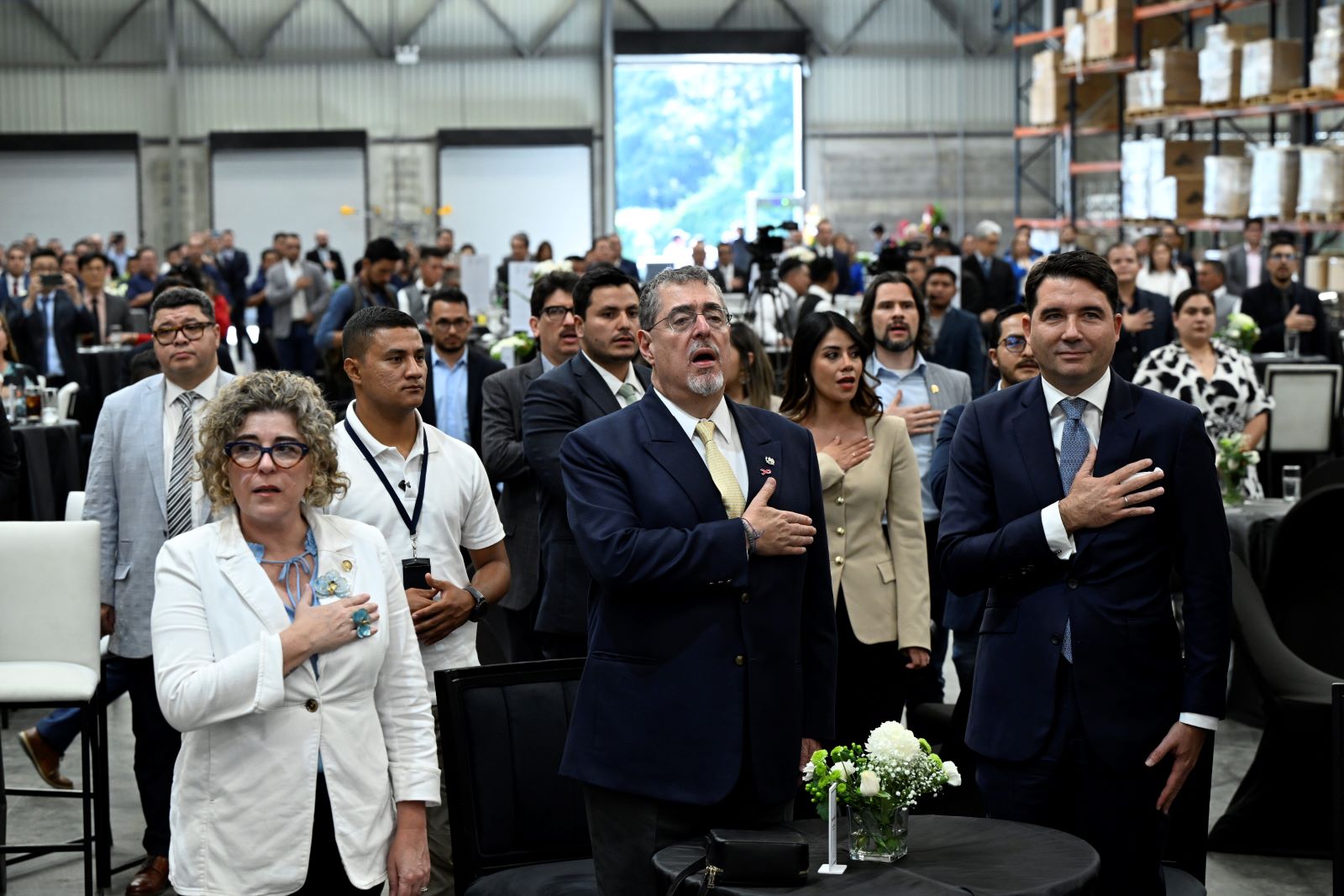 Presidente Bernardo Arévalo participó en la inauguración de la empresa española Nextil Elastic Frabric, en el municipio de Fraijanes. / Foto: Byron de la Cruz.